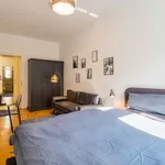 Miete 2 Schlafzimmer wohnung von 65 m² in Berlin