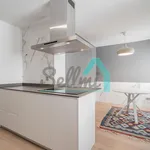 Rent 3 bedroom apartment of 180 m² in Oviedo