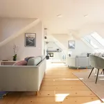 Miete 2 Schlafzimmer wohnung von 1076 m² in Vienna