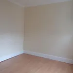 Rent 3 bedroom flat in Wales