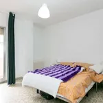 Rent a room of 120 m² in granada