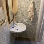 Rent 1 bedroom apartment of 65 m² in genova