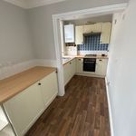 Rent 2 bedroom flat in South East England