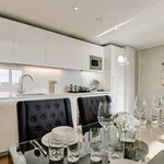 Rent 3 bedroom apartment of 84 m² in London