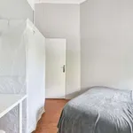 Rent a room in lisbon