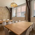 Rent a room of 248 m² in paris