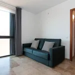 Rent 2 bedroom apartment of 646 m² in Barcelona