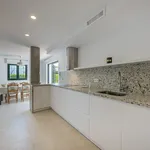 Rent 4 bedroom house of 183 m² in Málaga