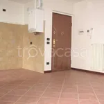 Affitto 3 camera appartamento di 90 m² in Abbiategrasso