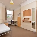 Rent 6 bedroom flat in South West England