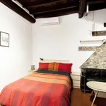 Rent 1 bedroom apartment in Florence