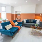 Rent 1 bedroom apartment of 49 m² in Newport