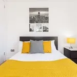 Rent 2 bedroom apartment in London