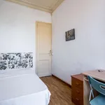 Rent a room of 110 m² in barcelona