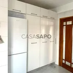 Rent 3 bedroom house of 360 m² in Vila Nova de Gaia