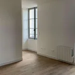 Rent 3 bedroom apartment of 52 m² in Poitiers