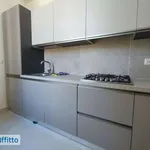 Rent 2 bedroom apartment of 55 m² in Naples