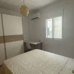 Rent a room of 90 m² in malaga