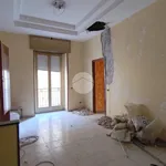 Affitto 3 camera appartamento di 80 m² in Napoli