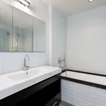 Rent 2 bedroom apartment in Manhattan