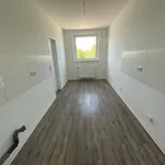 Miete 4 Schlafzimmer wohnung von 77 m² in Wolfsburg