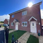 Rent 2 bedroom flat in Swansea