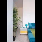 Rent a room in milan