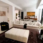 Rent 5 bedroom apartment of 240 m² in Napoli