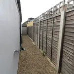 Rent 2 bedroom house in London