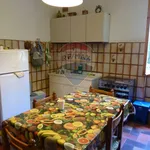 Rent 5 bedroom house of 100 m² in Reggello