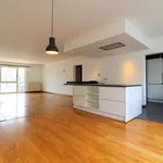 Rent 3 bedroom apartment in Saint-Gilles