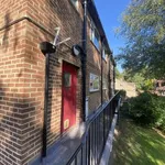 Rent 4 bedroom house in South East England