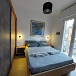 Rent 1 bedroom apartment of 45 m² in Como