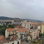 Affitto 2 camera appartamento di 45 m² in Savona