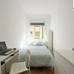 Rent 16 bedroom apartment in Lisbon