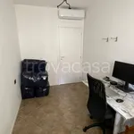 Rent 3 bedroom apartment of 86 m² in Rho