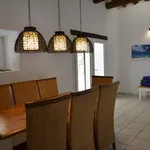 Rent 4 bedroom house in Ibiza