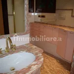 Rent 5 bedroom apartment of 250 m² in Bologna