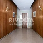 Rent 5 bedroom apartment of 240 m² in Roma