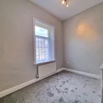 Rent 4 bedroom house in Kirklees