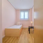 Alquilo 4 dormitorio apartamento de 125 m² en Valencia