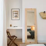 Alquilo 3 dormitorio apartamento de 150 m² en madrid