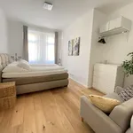 Rent 2 bedroom apartment of 45 m² in Vienna