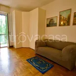 Rent 1 bedroom apartment of 50 m² in Milano