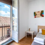 Rent 5 bedroom apartment in Madrid