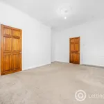 Rent 4 bedroom apartment in Glasgow