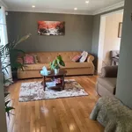 Rent 3 bedroom house in Kitchener, ON