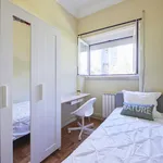 Rent a room of 140 m² in Lisbon