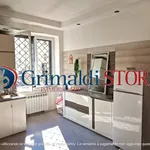 Rent 3 bedroom house of 66 m² in Naples