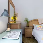 Rent a room of 280 m² in barcelona